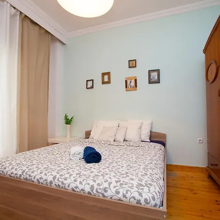 Polis Retreat In Hagia Sophia Apartment Thessaloniki
